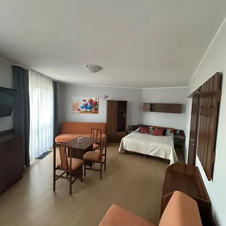 Kwatera prywatna Antylia3 *